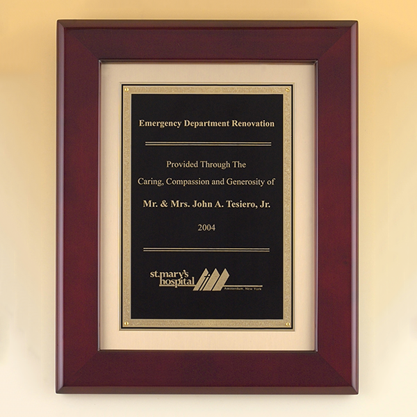 Rosewood Piano Finish Plaque with Florentine Plate 1 Rosewood Piano Finish Plaque with Florentine Plate
